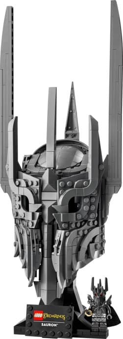 The Lord of the Rings: Sauron's Helmet